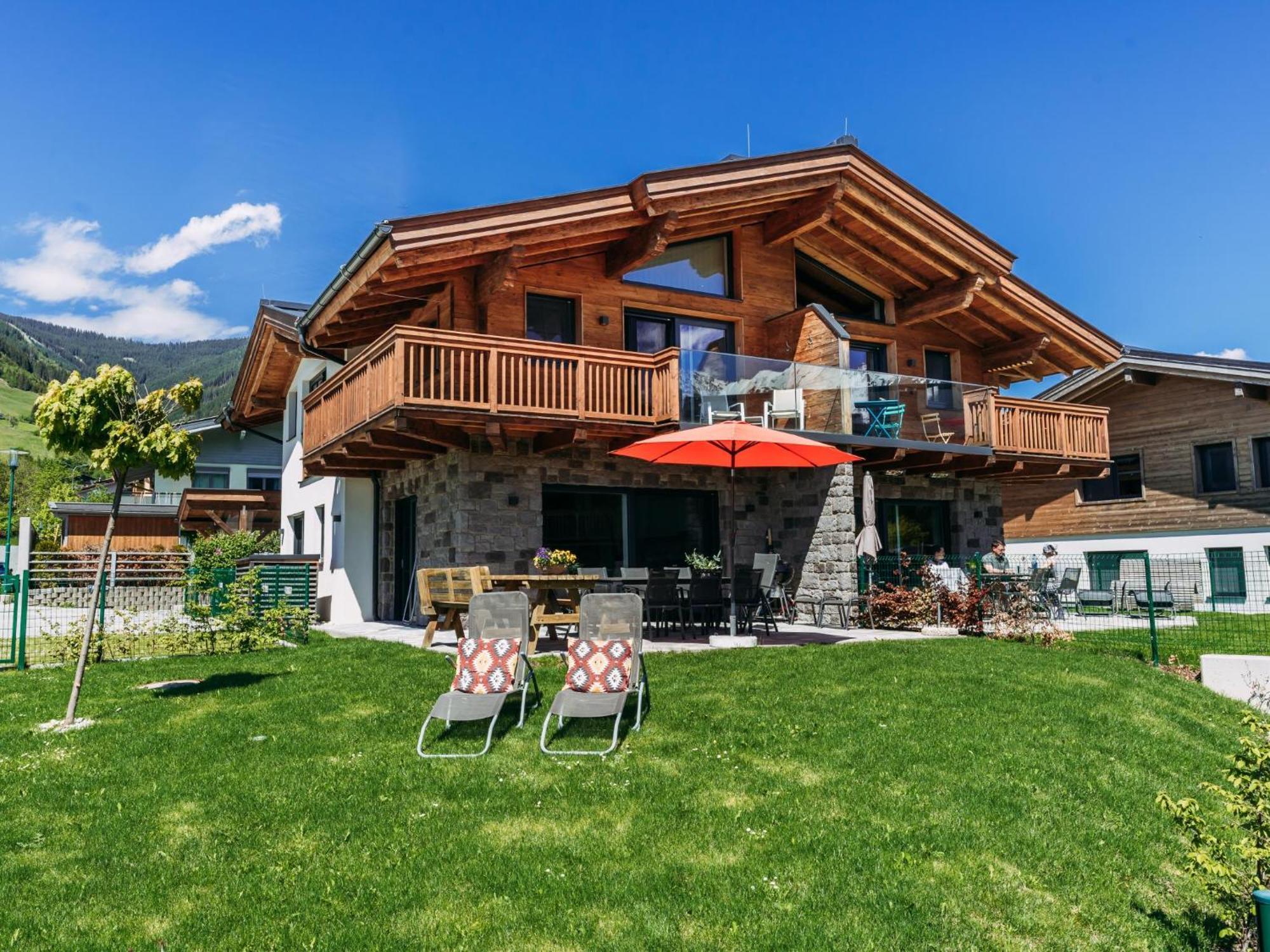 Tauern Lodge L พีเซนดอร์ฟ ภายนอก รูปภาพ